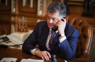 Порошенко собирается созвониться с Путиным  