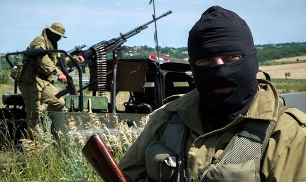Сегодня российские оккупационные войска продолжали оказывать вооруженные провокации против сил АТО. Всего с начала суток противник 23 раза открывал огонь по подразделениям ВС Украины. 