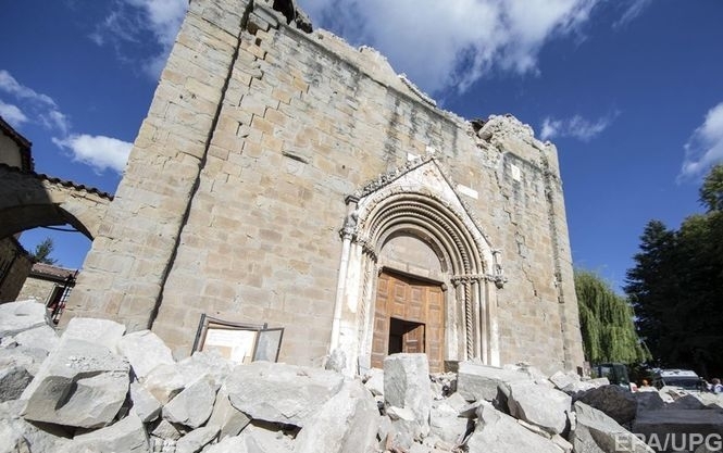 Число погибших в результате землетрясения, произошедшего в Италии возросло до 159 человек. 