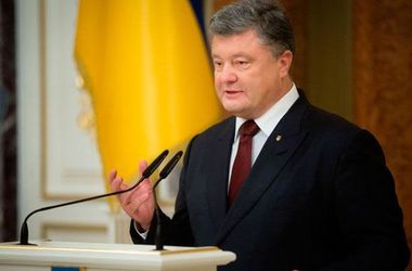 Украинская армия уже на 75% контрактная – Порошенко 