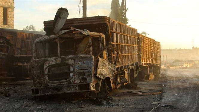 ООН приостанавливает доставку гуманитарной помощи в Сирии после обстрела гуманитарного конвоя ООН и "Красного полумесяца". 