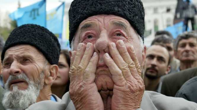 Самопровозглашенная власть аннексированного Крыма заставляет людей пойти на выборы в Государственную думу Российской Федерации под угрозой увольнений и снижения заработной платы. 