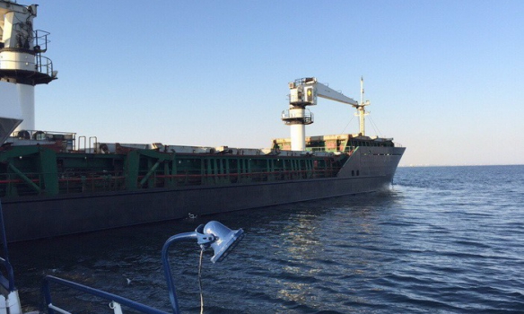 На турецком судне Mehmet Unlu у порта "Южный" в Одесской области произошла драка с поножовщиной. 