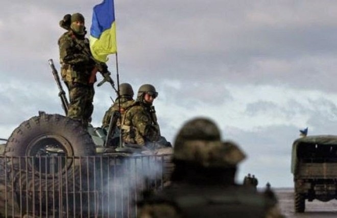 Украинская сторона готова к отводу сил и средств в трех пунктах по линии разграничения на Донбассе, что предусмотрено Рамочным соглашением от 21 сентября. 