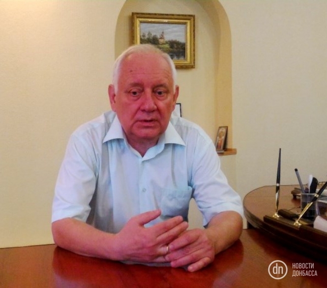 В понедельник мэр прифронтовой Авдеевки Донецкой области Юрий Черкасов и секретарь горсовета Артем Сабадаш покинули свои должности. 