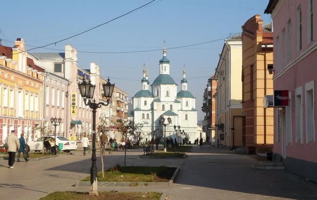 В ночь с 10 на 11 сентября напротив Сумской местной прокуратуры прогремел взрыв. 