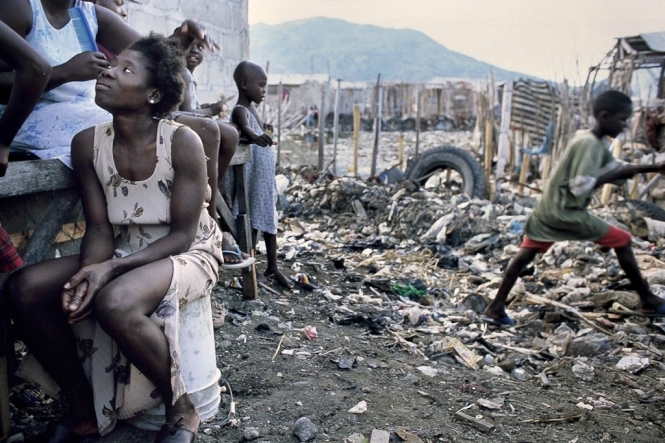 На Гаити, где ураган "Мэтью" унес жизни сотен людей, зафиксировали вспышку холеры. 
