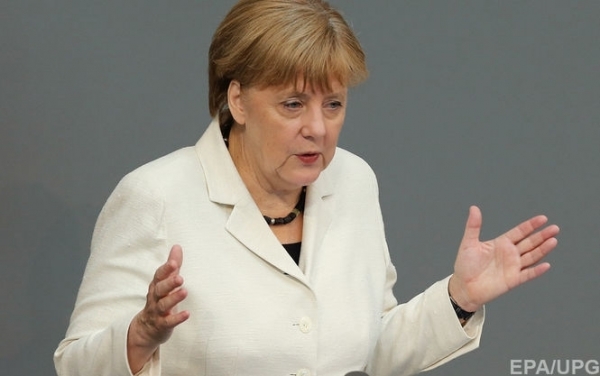 Канцлер Германии Ангела Меркель призвала Google и Facebook раскрыть свои инструменты, которые определяют, что люди видят онлайн. 