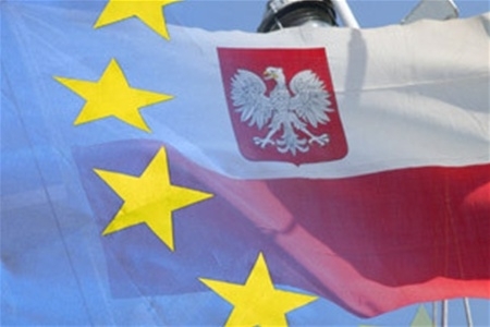 Польша не будет вносить изменения в законодательство в соответствии с рекомендациями Еврокомиссии. 