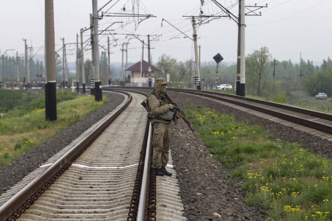 За минувшие сутки в зоне проведения АТО боевики 35 раз открывали огонь по позициям украинских сил. 