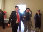 В РФ депутат “Единой России” требует запретить видео с его танцами (видео)