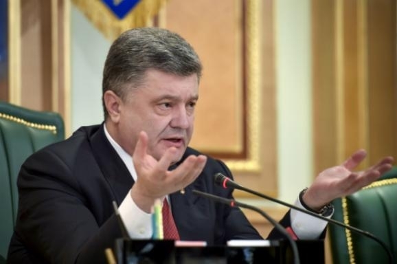 Президент Украины Петр Порошенко заявил, что Украина будет разрабатывать новое ракетное вооружение. 