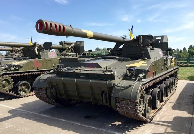 В 2016 году украинская армия получила почти полторы тысячи единиц вооружений и военной техники. 