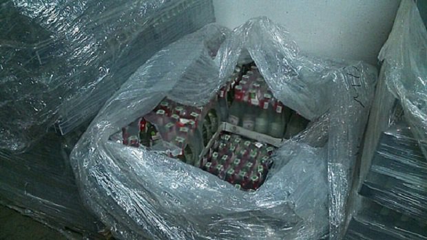 Сотрудники Национальной полиции в Днепропетровской области разоблачили преступную схему продажи фальсифицированного алкоголя. 