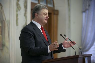 Порошенко: Не многие в мире завидуют украинскому президенту, но я горжусь им быть 