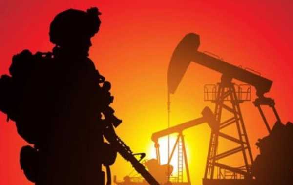 Страны, которые входят в нефтяной картель ОПЕК, на сегодняшней встрече в Вене впервые с 2008 года приняли решение о сокращении добычи. 