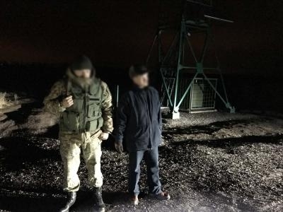 Уволенного недавно под залог участника беспорядков во Харьковской ОГА в 2014 году задержали на границе при попытке незаконно попасть в Россию. 