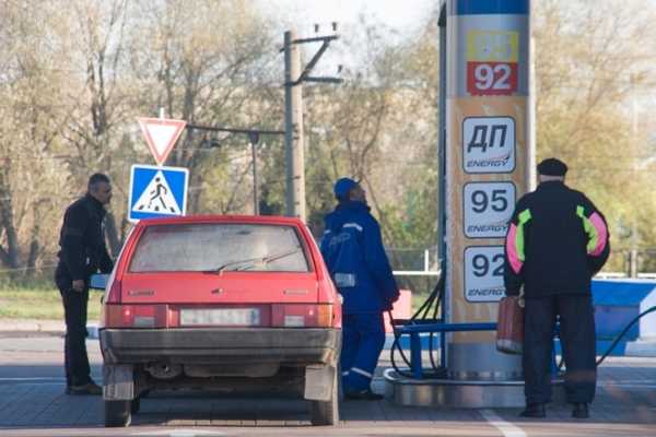 В период с 8 по 9 ноября дизельное топливо на АЗС показало повышение на 30 копеек за литр - 1,15 гривны за литр. 