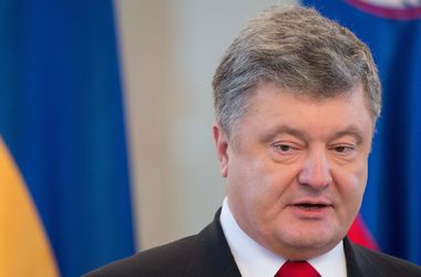 Порошенко: Европа включила зеленый свет по безвизовому режиму для Украины 