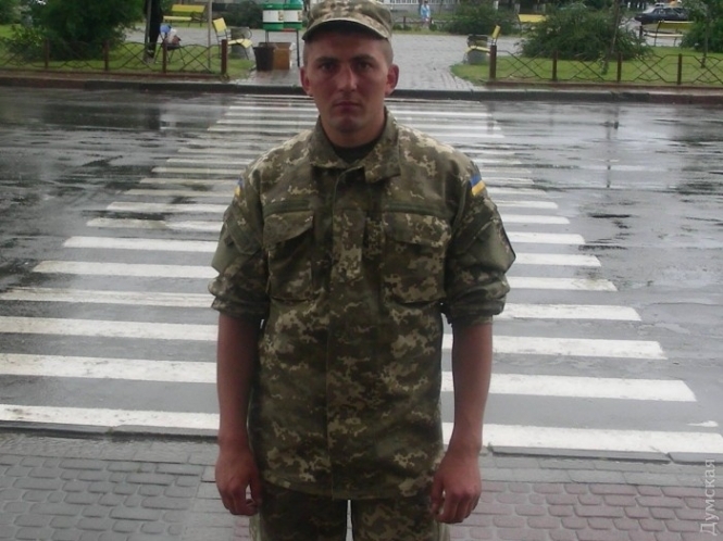 26-летнего военнослужащего Владимира коломази жестоко избили в одной из воинских частей в Одессе. 