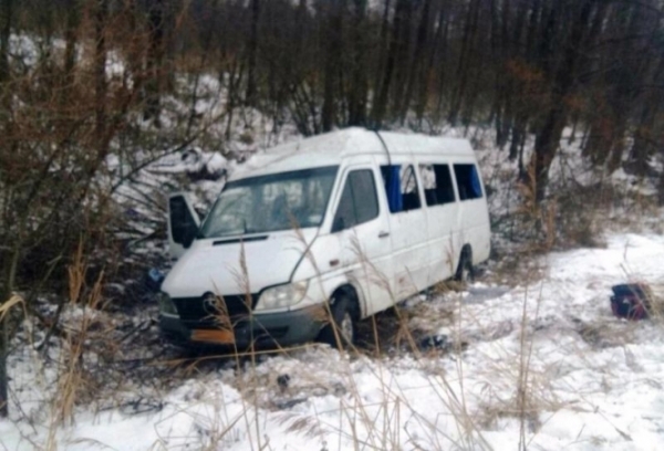 В Репкинском районе Черниговской области произошло ДТП, в результате которого пострадали 18 человек. 