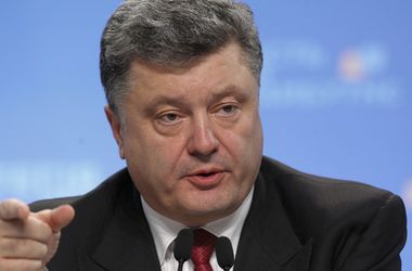 Порошенко отреагировал на перестрелку полицейских под Киевом  