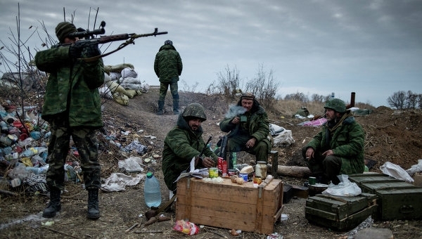 Боевики с начала суток по состоянию на 18:00 19 раз обстреливали позиции украинских военных в зоне проведения АТО на Донбассе. 