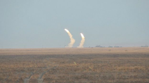 Секретарь СНБО Александр Турчинов заявил об успешном выполнении задач во время первого дня ракетных испытаний на юге Украины. 