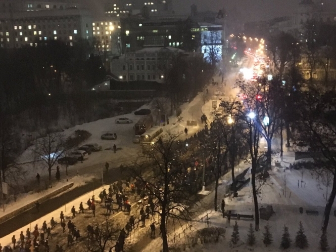 В Киеве в столкновениях между футбольными болельщиками пострадали 10 иностранцев, от написания официальных заявлений в полицию они отказались. 