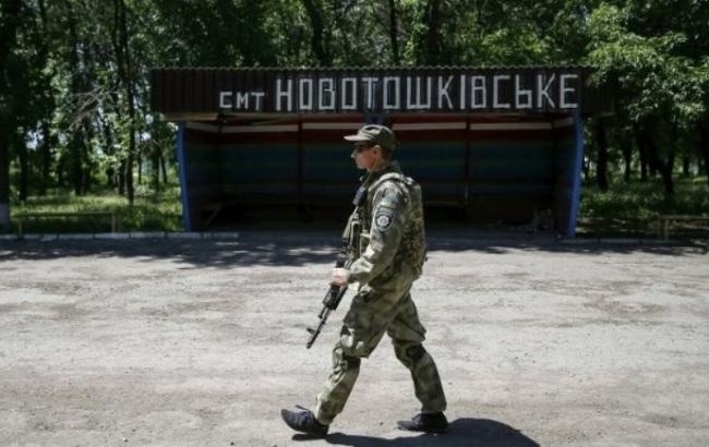 Двое военнослужащих ВСУ получили ранения в результате вражеского обстрела в Луганской области. 