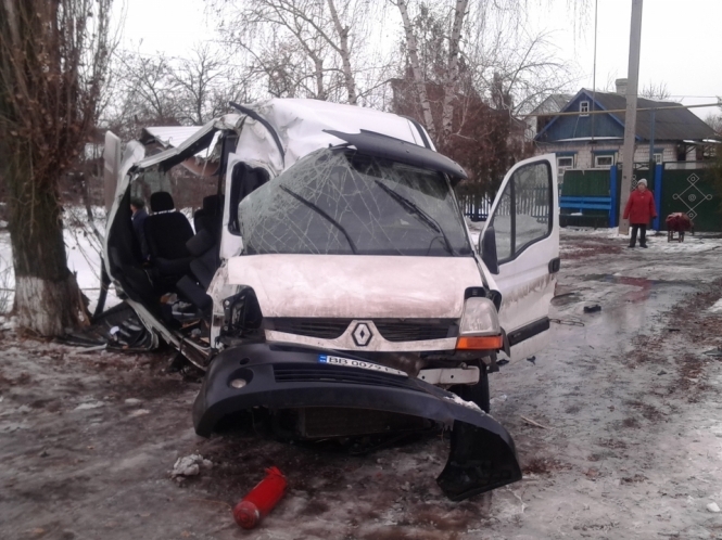 Полиция открыла уголовное производство по факту дорожно-транспортного происшествия в Луганской области, в котором пострадали 10 человек, в том числе и ребенок. 