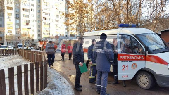 В Киеве по улице Андрущенко в субботу произошло возгорание. Прибывшие на место происшествия после ликвидации огня обнаружили труп человека. 