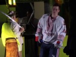 Игроки канадской команды “Дофинськи Короли” одели на очередной матч Молодежной хоккейной лиги (MJHL) форму в виде украинской вышиванки. Мероприятие прошло в рамках специального шоу под названием “Украинская ночь”.