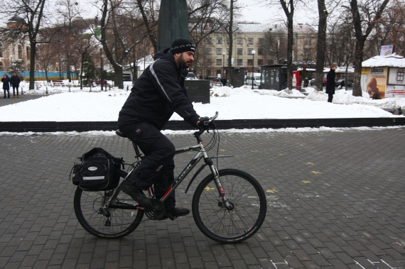 
    Как правильно ездить на велосипеде зимой4 