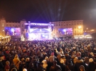 
    Десять тысяч человек на площади и праздничный фейерверк - как в Киеве праздновали Новый год48 