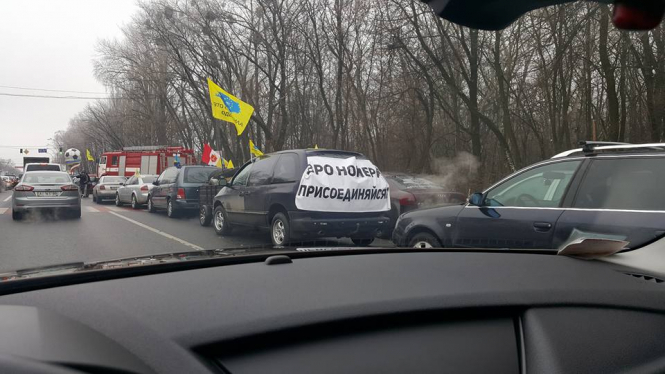 Движение транспорта на въездах в Киев полностью восстановлено. 