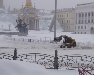 
    За сутки вывезли более пять тысяч тонн снега 