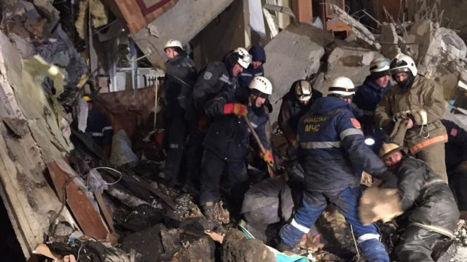 По меньшей мере девять человек погибли из-за обвала жилого дома в Карагандинской области Казахстана. 