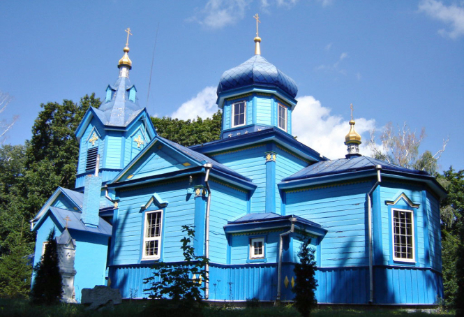 Украинская православная церковь Московского патриархата подала в суд на Украину. Хочет отсудить имущество и помещения, находящегося в ее церквей в Украине во временном пользовании. 