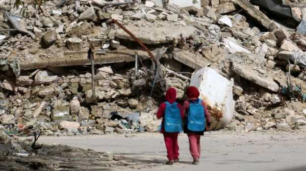 Россия просит другие страны выделить миллиарды долларов на восстановление разрушенной Сирии. 