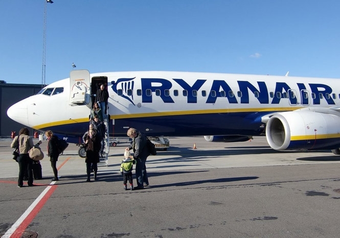 Ирландский лоукостер Ryanair планирует до конца 2017 года году начать полеты по четырем маршрутам из Киева в Великобритании, Нидерландов и Швеции - в аэропорты городов Лондон (Стансед), Манчестер, Эйндховен и Стокгольм (Скавста). 