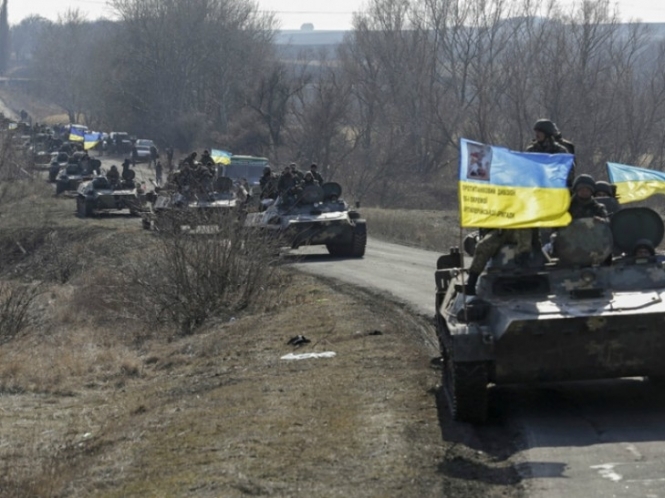 С начала суток боевики 39 раз открывали огонь, в частности, тяжелого вооружения, запрещено минского договоренностями. Чтобы погасить огневую активность противника силы АТО открывали огонь. 