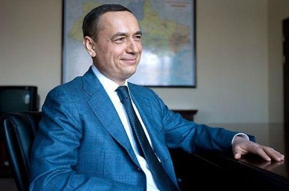 Бывший депутат Николай Мартыненко заявил, что через 15 месяцев после добровольного сложения им депутатского мандата против него продолжается дискредитационная пиар-кампания. 
