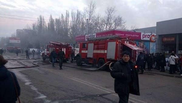 В результате пожара на рынке "Северный" в Одессе уничтожены и повреждены 143 торговых павильоны. 