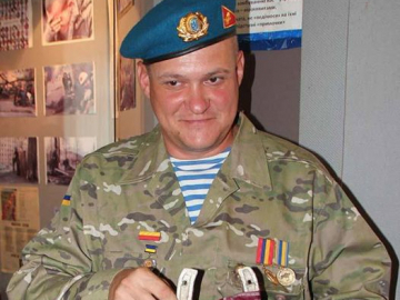 Завтра, 19 апреля, в Луцке будут прощаться с бойцом "Айдара", председателем областного союза воинов АТО Олегом Твердохлебом. 
