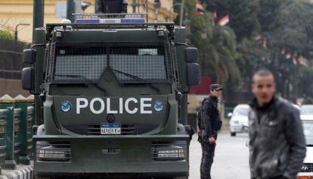 К северу от Каира рядом с полицейским учебным центром произошел взрыв. 16 человек получили ранения. 