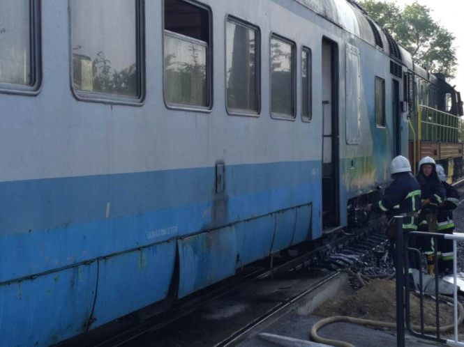 В Черновицкой области произошло задымление в одном из вагонов пригородного поезда "Черновцы - Коломыя" 
