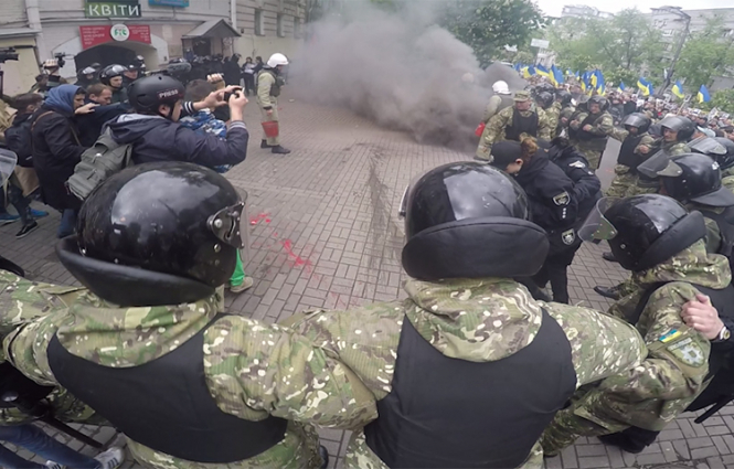 Во время акций по случаю Дня победы над нацизмом во Второй мировой войне 50 человек были задержаны, 8 правоохранителей и 15 участников акций получили телесные повреждения. 