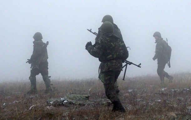 За минувшие сутки враг 45 раз открывал огонь по опорным пунктам украинских защитников, 5 бойцов ВСУ получили ранения. 