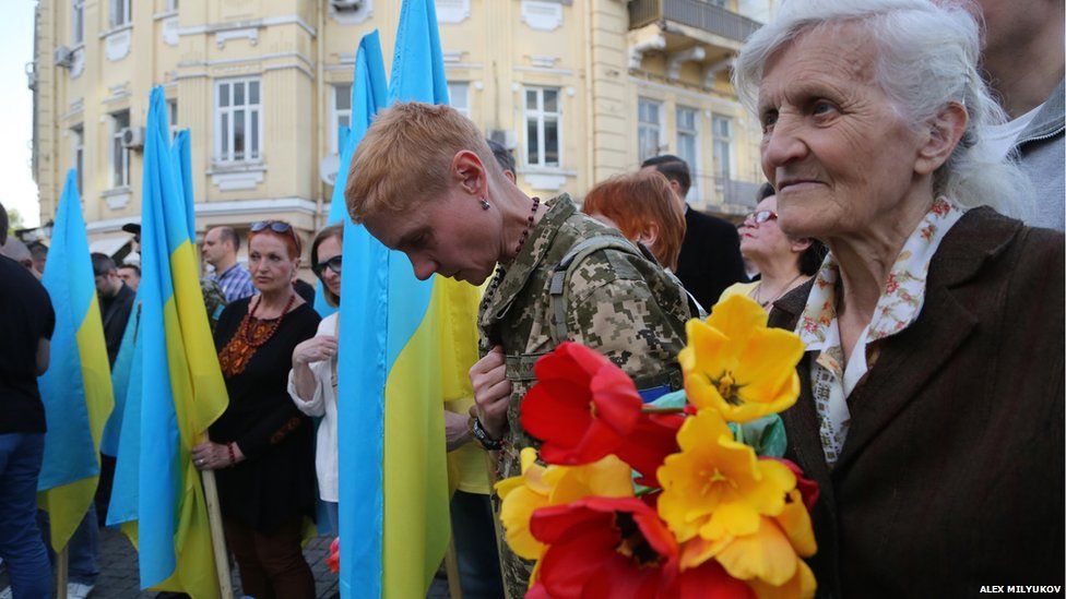 Одесситы третий год вспоминают жертв трагедии 2 мая 2014 года. В городе состоялись три митинга, участие в которых приняли тысячи горожан. 